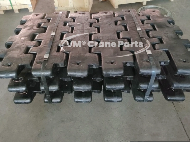 American 700 Series track shoe