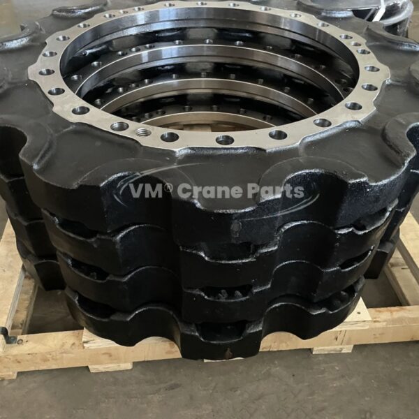 Liebherr LR1130 Sprocket - Image 3
