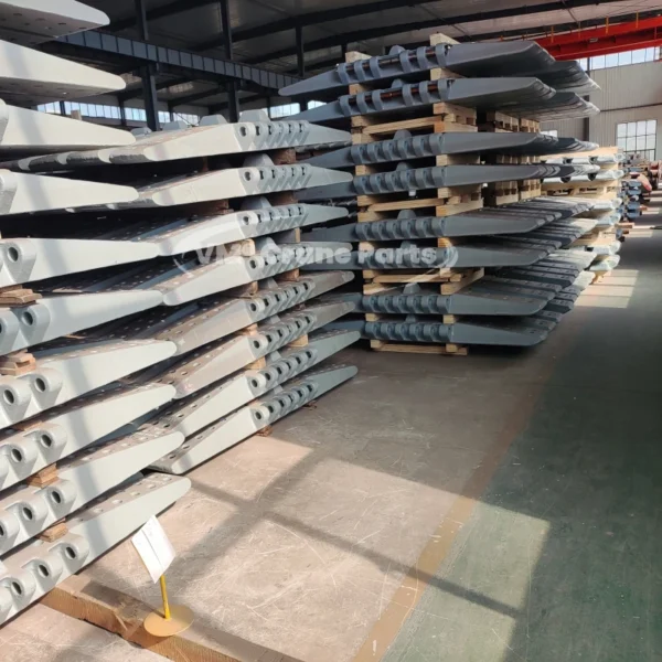 Liebherr LR1300 Crane Track Shoe - Image 2