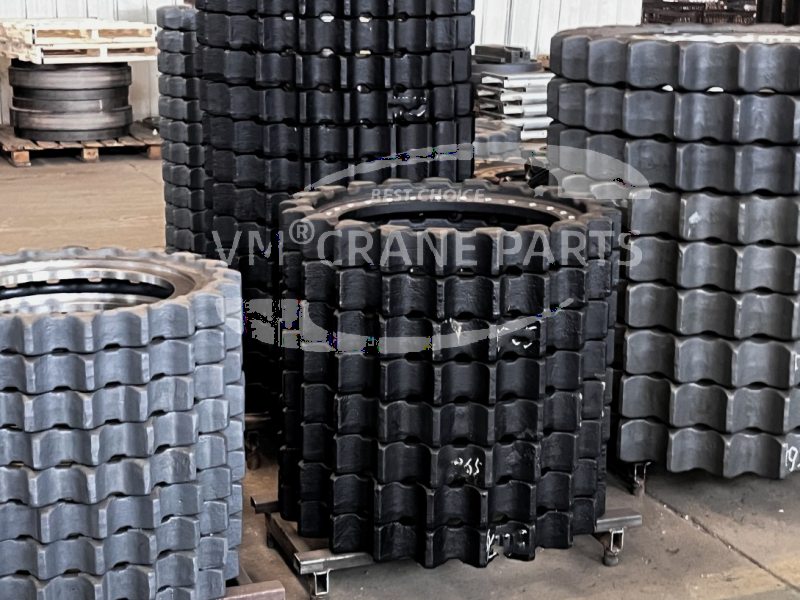 liebherr crane sprocket