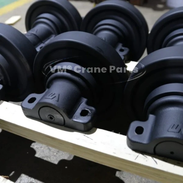 Kobelco CKE1100 Crawler Crane Upper Roller - Image 2